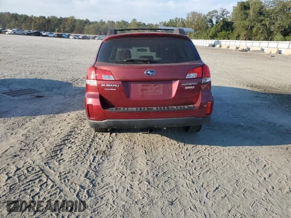 ✅ 2011 Subaru Outback Premium • VIN: 4S4BRBCC4B3444995 • Лот: 81080745. Опубликован ранее на Copart с пробегом 224 877 миль. Бесплатный доступ к архиву аукционных продаж из США и подробный отчёт об истории автомобиля на DreamBid. Изображение 6.