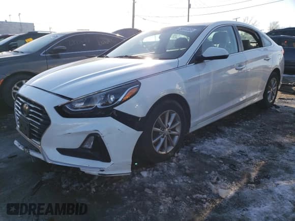 ✅ 2018 Hyundai Sonata SE • VIN: 5NPE24AF6JH625355 • Лот: 39504103. Опубликован ранее на Copart с пробегом 49 709 миль. Бесплатный доступ к архиву аукционных продаж из США и подробный отчёт об истории автомобиля на DreamBid. Изображение 1.