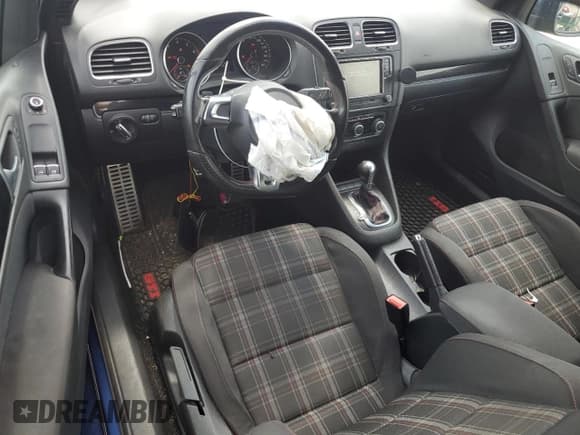 ✅ 2011 Volkswagen Golf GTI Autobahn • VIN: WVWFV7AJ7BW063429 • Lot: 68248485. Listed on Copart with 106,796 mi. Free auction sales archive from the USA and detailed vehicle history report at DreamBid. Image 8.