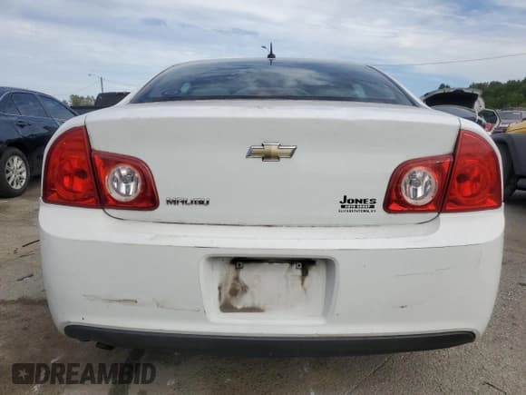 ✅ 2011 Chevrolet Malibu 1LS • VIN: 1G1ZB5E17BF154889 • Lot: 69372094. Listed on Copart with 149,880 mi. Free auction sales archive from the USA and detailed vehicle history report at DreamBid. Image 6.