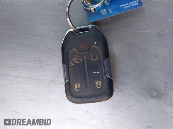 ✅ 2020 Chevrolet Silverado 1500 RST • VIN: 3GCUYEET0LG419931 • Lot: 42965947. Wystawiony na IAAI z przebiegiem 104 149 mil. Bezpłatny archiwum sprzedaży aukcyjnych z USA i szczegółowy raport historii pojazdu na DreamBid. Zdjęcie 11.