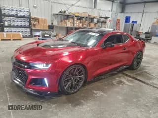 ✅ 2018 Chevrolet Camaro ZL1 • VIN: 1G1FK1R66J0101944 • Лот: 85277465. Опубликован ранее на Copart с пробегом 42 915 миль. Бесплатный доступ к архиву аукционных продаж из США и подробный отчёт об истории автомобиля на DreamBid. Изображение 1.