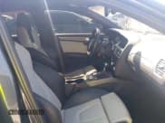 ✅ 2015 Audi S4 Premium Plus • VIN: WAUBGAFL1FA008328 • Lot: 42239391. Wystawiony na IAAI z przebiegiem 99 460 mil. Bezpłatny archiwum sprzedaży aukcyjnych z USA i szczegółowy raport historii pojazdu na DreamBid. Zdjęcie 5.