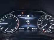 ✅ 2019 Nissan Maxima Platinum • VIN: 1N4AA6AV4KC367022 • Lot: 43496351. Wystawiony na IAAI z przebiegiem 94 739 mil. Bezpłatny archiwum sprzedaży aukcyjnych z USA i szczegółowy raport historii pojazdu na DreamBid. Zdjęcie 7.