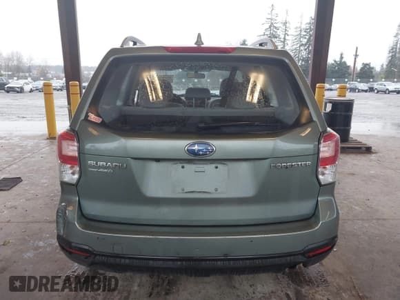 ✅ 2018 Subaru Forester • VIN: JF2SJABC4JH430623 • Lot: 43840817. Listed on IAAI with 54,223 mi. Free auction sales archive from the USA and detailed vehicle history report at DreamBid. Image 16.