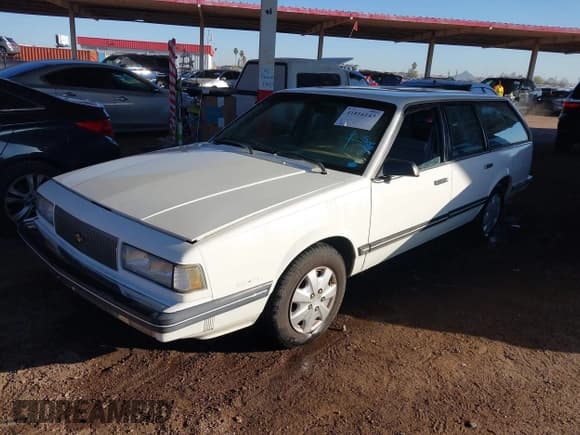 ✅ 1989 Chevrolet Celebrity • VIN: 1G1AW81W1K6142189 • Лот: 41816143. Опубликован ранее на IAAI с пробегом 141 081 миль. Бесплатный доступ к архиву аукционных продаж из США и подробный отчёт об истории автомобиля на DreamBid. Изображение 2.