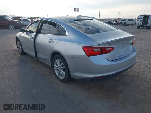 2017 Chevrolet Malibu LT с VIN 1G1ZE5STXHF153208, выставлен на аукционе IAAI как лот 43401807 с пробегом 104 838 миль миль и . История ставок и продаж доступна на DreamBid. Изображение 3.