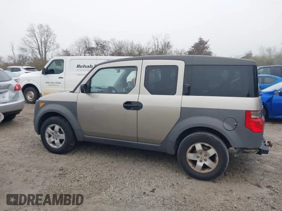 ✅ 2004 Honda Element EX • VIN: 5J6YH18524L003451 • Лот: 43678061. Опубликован ранее на IAAI с пробегом 216 975 миль. Бесплатный доступ к архиву аукционных продаж из США и подробный отчёт об истории автомобиля на DreamBid. Изображение 14.