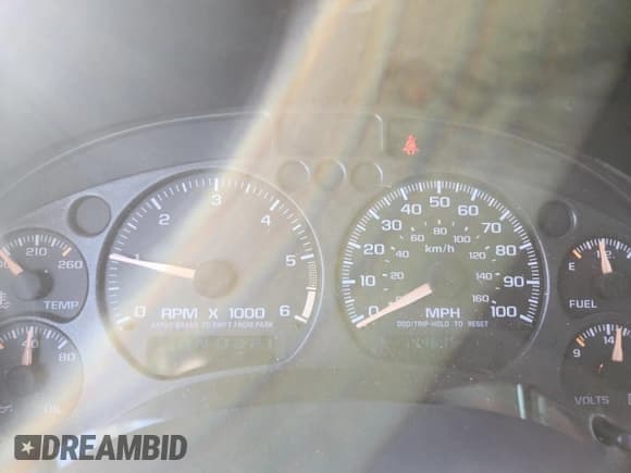 ✅ 2002 Chevrolet S-10 • VIN: 1GCCS14W328234911 • Lot: 87106365. Wystawiony na Copart z przebiegiem 144 615 mil. Bezpłatny archiwum sprzedaży aukcyjnych z USA i szczegółowy raport historii pojazdu na DreamBid. Zdjęcie 9.