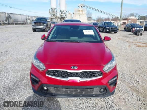 ✅ 2019 Kia Forte S • VIN: 3KPF34AD1KE019628 • Lot: 43830173. Wystawiony na IAAI z przebiegiem 141 913 mil. Bezpłatny archiwum sprzedaży aukcyjnych z USA i szczegółowy raport historii pojazdu na DreamBid. Zdjęcie 12.