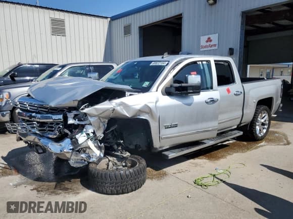 ✅ 2017 Chevrolet Silverado 1500 LT • VIN: 3GCPCREC1HG480716 • Лот: 69822154. Опубликован ранее на Copart с пробегом 92 267 миль. Бесплатный доступ к архиву аукционных продаж из США и подробный отчёт об истории автомобиля на DreamBid. Изображение 1.