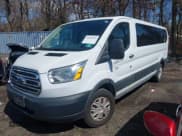 ✅ 2017 Ford Transit XL • VIN: 1FBZX2YM6HKA06914 • Lot: 41830142. Wystawiony na IAAI z przebiegiem 118 387 mil. Bezpłatny archiwum sprzedaży aukcyjnych z USA i szczegółowy raport historii pojazdu na DreamBid. Zdjęcie 18.