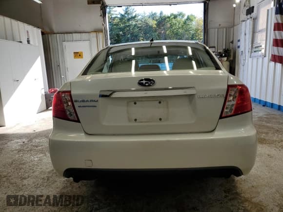 ✅ 2011 Subaru Impreza Premium • VIN: JF1GE6B61BH510095 • Lot: 86263645. Listed on Copart with 129,306 mi. Free auction sales archive from the USA and detailed vehicle history report at DreamBid. Image 6.