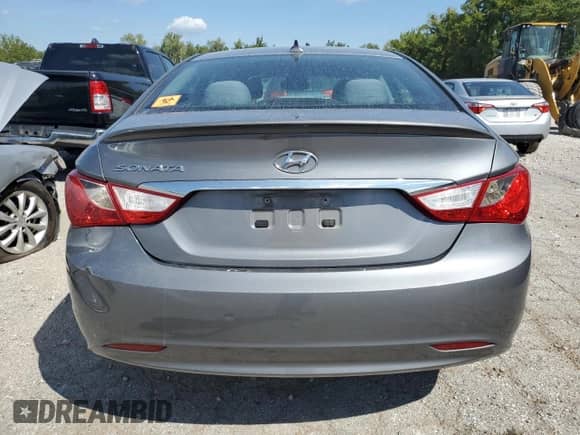 2013 Hyundai Sonata GLS z VIN 5NPEB4AC4DH758609, wystawiony jako Copart lot #71248485 z przebiegiem Nie podano mil oraz Szkoda całkowita • Salvage title. Historia ofert i sprzedaży dostępna na DreamBid. Obrazek 6.