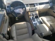 ✅ 2013 Land Rover Range Rover Sport HSE • VIN: SALSF2D43DA799037 • Лот: 57401825. Опубликован ранее на Copart с пробегом 111 558 миль. Бесплатный доступ к архиву аукционных продаж из США и подробный отчёт об истории автомобиля на DreamBid. Изображение 8.