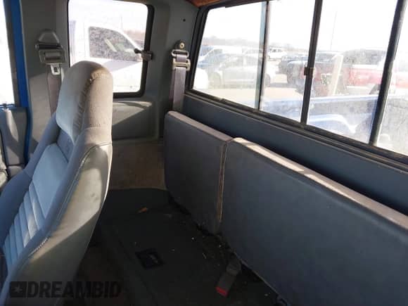 1992 Dodge Dakota with VIN 1B7GL23Y3NS521065, listed as a IAAI auction lot 41735342 with 197,032 mi miles and . Bid and sale history available at DreamBid. Image 8.