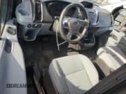 ✅ 2016 Ford Transit XL • VIN: 1FBZX2ZG0GKA00422 • Lot: 93470265. Wystawiony na Copart z przebiegiem 40 654 mil. Bezpłatny archiwum sprzedaży aukcyjnych z USA i szczegółowy raport historii pojazdu na DreamBid. Zdjęcie 8.