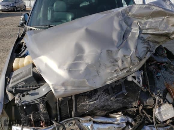 ✅ 2000 Chevrolet Silverado 1500 LS • VIN: 1GCEC19T4YZ370231 • Lot: 82366445. Listed on Copart with Not provided. Free auction sales archive from the USA and detailed vehicle history report at DreamBid. Image 11.