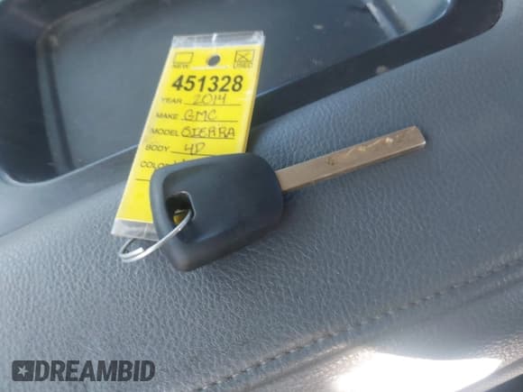 ✅ 2014 GMC Sierra 1500 • VIN: 3GTU2TEC4EG443898 • Лот: 42092835. Опубликован ранее на IAAI с пробегом 208 876 миль. Бесплатный доступ к архиву аукционных продаж из США и подробный отчёт об истории автомобиля на DreamBid. Изображение 11.