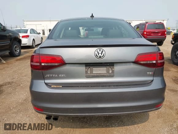✅ 2016 Volkswagen Jetta SEL • VIN: 3VWL17AJXGM256550 • Lot: 42402907. Wystawiony na IAAI z przebiegiem 74 004 mil. Bezpłatny archiwum sprzedaży aukcyjnych z USA i szczegółowy raport historii pojazdu na DreamBid. Zdjęcie 16.