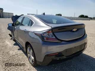 2018 Chevrolet Volt LT z VIN 1G1RA6S53JU131748, wystawiony jako Copart lot #49996692 z przebiegiem Nie podano mil oraz . Historia ofert i sprzedaży dostępna na DreamBid. Obrazek 3.