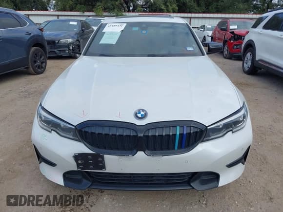 ✅ 2020 BMW 3 Series 330i xDrive • VIN: 3MW5R7J09L8B09941 • Lot: 43489431. Wystawiony na IAAI z przebiegiem 55 997 mil. Bezpłatny archiwum sprzedaży aukcyjnych z USA i szczegółowy raport historii pojazdu na DreamBid. Zdjęcie 13.