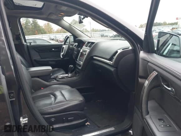 ✅ 2016 GMC Acadia SLT • VIN: 1GKKRRKD9GJ146781 • Lot: 43548079. Listed on IAAI with 148,049 mi. Free auction sales archive from the USA and detailed vehicle history report at DreamBid. Image 5.