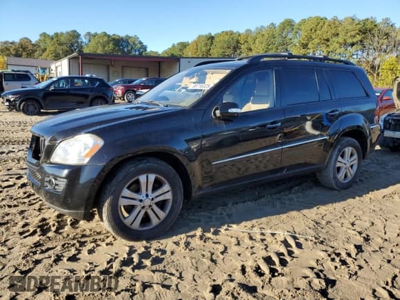 ✅ 2007 Mercedes-Benz GL 450 • VIN: 4JGBF71E87A100888 • Лот: 90716325. Опубликован ранее на Copart с пробегом 142 620 миль. Бесплатный доступ к архиву аукционных продаж из США и подробный отчёт об истории автомобиля на DreamBid. Изображение 1.