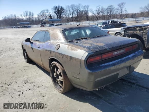 ✅ 2011 Dodge Challenger • VIN: 2B3CJ4DG2BH561681 • Lot: 45982725. Wystawiony na Copart z przebiegiem 148 384 mil. Bezpłatny archiwum sprzedaży aukcyjnych z USA i szczegółowy raport historii pojazdu na DreamBid. Zdjęcie 2.