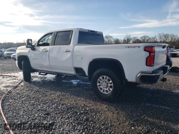 ✅ 2024 Chevrolet Silverado 2500HD • VIN: 2GC1YPEY6R1104854 • Lot: 49789305. Wystawiony na Copart z przebiegiem Nie podano. Bezpłatny archiwum sprzedaży aukcyjnych z USA i szczegółowy raport historii pojazdu na DreamBid. Zdjęcie 2.