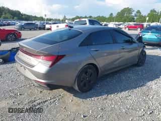 2022 Hyundai Elantra SEL с VIN KMHLM4AG9NU239420, выставлен на аукционе IAAI как лот 42925042 с пробегом 66 426 миль миль и . История ставок и продаж доступна на DreamBid. Изображение 4.