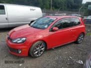 ✅ 2013 Volkswagen Golf GTI • VIN: WVWFD7AJ9DW074485 • Лот: 66264605. Опубликован ранее на Copart с пробегом 121 371 миль. Бесплатный доступ к архиву аукционных продаж из США и подробный отчёт об истории автомобиля на DreamBid. Изображение 1.
