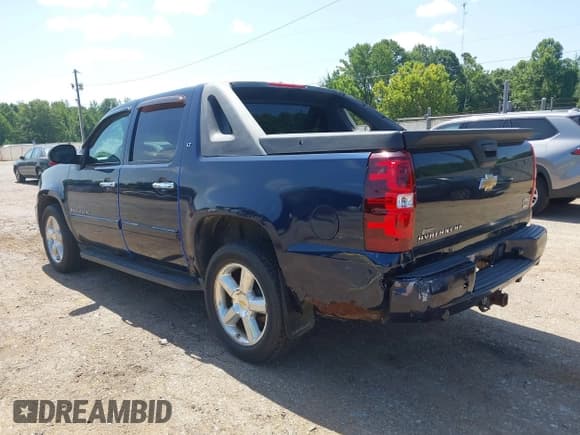 ✅ 2007 Chevrolet Avalanche LTZ • VIN: 3GNFK12337G157942 • Lot: 42766947. Listed on IAAI with Not provided. Free auction sales archive from the USA and detailed vehicle history report at DreamBid. Image 6.