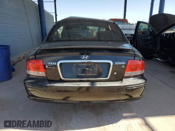 2002 Hyundai Sonata GL с VIN KMHWF25H82A641683, выставлен на аукционе Copart как лот 64464565 с пробегом 168 498 миль миль и Списание • Salvage title. История ставок и продаж доступна на DreamBid. Изображение 6.