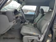 ✅ 2007 Jeep Commander Sport • VIN: 1J8HH48K47C613989 • Лот: 50667435. Опубликован ранее на Copart с пробегом 205 870 миль. Бесплатный доступ к архиву аукционных продаж из США и подробный отчёт об истории автомобиля на DreamBid. Изображение 7.