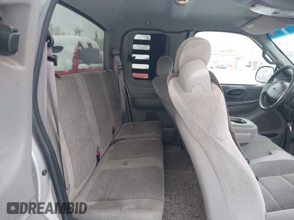 ✅ 2002 Ford F-150 XL • VIN: 1FTRX17W72NA98128 • Lot: 43835387. Listed on IAAI with 160,884 mi. Free auction sales archive from the USA and detailed vehicle history report at DreamBid. Image 8.