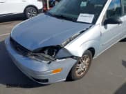 ✅ 2005 Ford Focus S • VIN: 1FAFP34NX5W112117 • Lot: 43689757. Listed on IAAI with 187,624 mi. Free auction sales archive from the USA and detailed vehicle history report at DreamBid. Image 12.