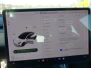 ✅ 2020 Tesla Model 3 Standard Range Plus • VIN: 5YJ3E1EAXLF644990 • Lot: 43772928. Wystawiony na IAAI z przebiegiem 48 180 mil. Bezpłatny archiwum sprzedaży aukcyjnych z USA i szczegółowy raport historii pojazdu na DreamBid. Zdjęcie 18.