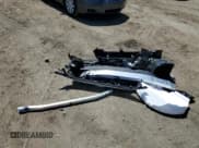 ✅ 2025 Toyota RAV4 SE • VIN: JTMCB3FV8SD249377 • Lot: 62511975. Wystawiony na Copart z przebiegiem 637 mil. Bezpłatny archiwum sprzedaży aukcyjnych z USA i szczegółowy raport historii pojazdu na DreamBid. Zdjęcie 13.