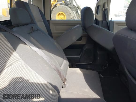 ✅ 2010 Dodge 1500 SLT • VIN: 1D7RV1CT9AS119715 • Lot: 42205530. Wystawiony na IAAI z przebiegiem Nie podano. Bezpłatny archiwum sprzedaży aukcyjnych z USA i szczegółowy raport historii pojazdu na DreamBid. Zdjęcie 8.