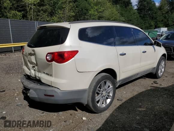 2011 Chevrolet Traverse 1LT с VIN 1GNKVGED7BJ258194, выставлен на аукционе Copart как лот 81955375 с пробегом Не указан миль и Списание • Salvage title. История ставок и продаж доступна на DreamBid. Изображение 3.