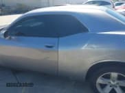 ✅ 2013 Dodge Challenger SXT • VIN: 2C3CDYAGXDH674836 • Lot: 41867502. Wystawiony na IAAI z przebiegiem 231 992 mil. Bezpłatny archiwum sprzedaży aukcyjnych z USA i szczegółowy raport historii pojazdu na DreamBid. Zdjęcie 14.