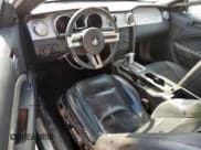 ✅ 2007 Ford Mustang Deluxe • VIN: 1ZVFT80N775342096 • Lot: 62793455. Wystawiony na Copart z przebiegiem 147 090 mil. Bezpłatny archiwum sprzedaży aukcyjnych z USA i szczegółowy raport historii pojazdu na DreamBid. Zdjęcie 8.