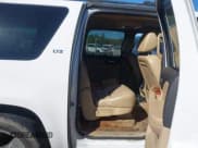 ✅ 2007 Chevrolet Suburban LT • VIN: 3GNFC16J37G246478 • Lot: 43518651. Listed on IAAI with 248,314 mi. Free auction sales archive from the USA and detailed vehicle history report at DreamBid. Image 8.