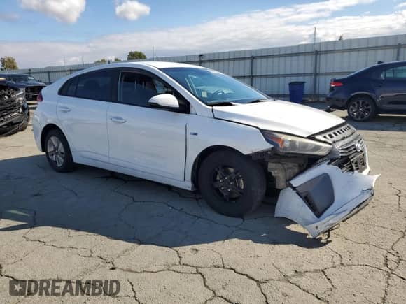 2019 Hyundai Ioniq Blue z VIN KMHC65LC7KU175934, wystawiony jako Copart lot #82493855 z przebiegiem 192 994 mil mil oraz Szkoda całkowita • Salvage title. Historia ofert i sprzedaży dostępna na DreamBid. Obrazek 4.