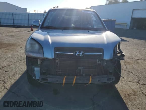 2008 Hyundai Tucson SE с VIN KM8JN72D98U914553, выставлен на аукционе Copart как лот 79964474 с пробегом 203 283 миль миль и Списание • Salvage title. История ставок и продаж доступна на DreamBid. Изображение 5.