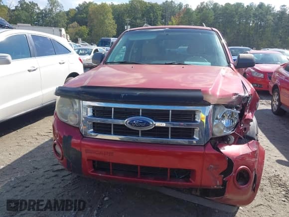 ✅ 2008 Ford Escape XLT • VIN: 1FMCU03Z28KC64702 • Lot: 43393173. Wystawiony na IAAI z przebiegiem 207 275 mil. Bezpłatny archiwum sprzedaży aukcyjnych z USA i szczegółowy raport historii pojazdu na DreamBid. Zdjęcie 12.