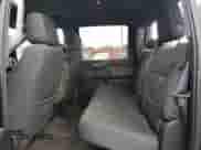 2021 Chevrolet Silverado 3500HD LT z VIN 1GC4YTEY3MF119948, wystawiony jako Copart lot #51650535 z przebiegiem 101 528 mil mil oraz Szkoda całkowita • Salvage title. Historia ofert i sprzedaży dostępna na DreamBid. Obrazek 10.