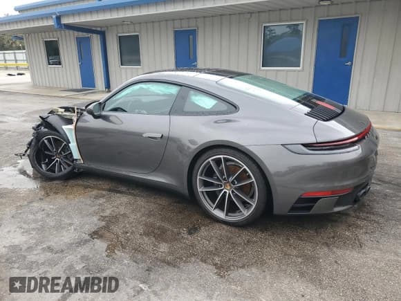 ✅ 2022 Porsche 911 Carrera • VIN: WP0AA2A97NS205224 • Lot: 59531615. Listed on Copart with 11,579 mi. Free auction sales archive from the USA and detailed vehicle history report at DreamBid. Image 2.
