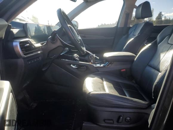 ✅ 2023 Kia Telluride EX X-Line • VIN: 5XYP3DGC3PG403391 • Lot: 92911245. Listed on Copart with 50,475 mi. Free auction sales archive from the USA and detailed vehicle history report at DreamBid. Image 7.